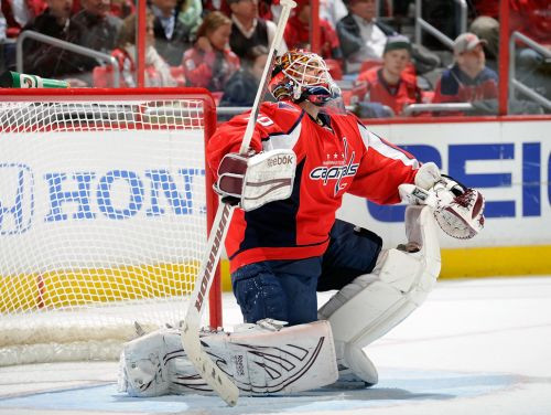 "Capitals" "play-off" priekšvakarā pamatīgas problēmas vārtsargu frontē