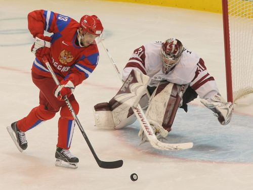 Latvija pret Krieviju mēģinās lauzt pirmās spēles lāstu