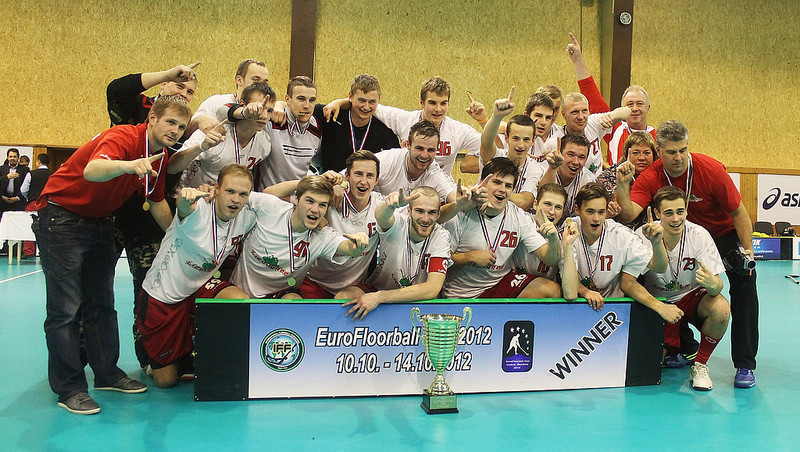 Trillera cienīgā finālā "EuroFloorball" kausu izcīna "Lielvārde"