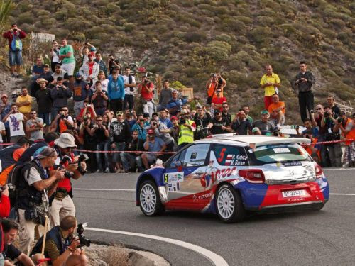 Kubica neapturams Kanāriju salas rallija pirmajā dienā