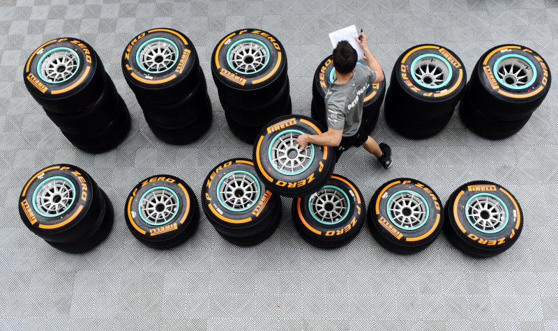 FIA veiks izmeklēšanu par "Mercedes" riepu testiem