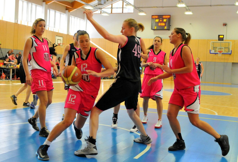 „Jaunajā sieviešu basketbola līgā”  dalību pieteikušas 13 komandas