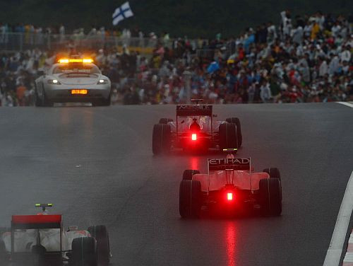 Korejas "Grand Prix" apdraud tropiskā vētra