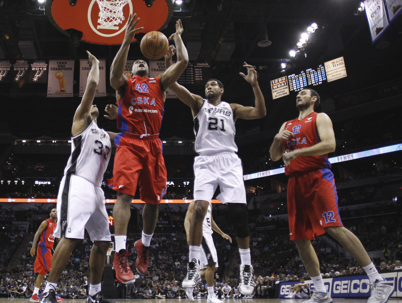 "Spurs" pagarinājumā izrauj uzvaru pret CSKA