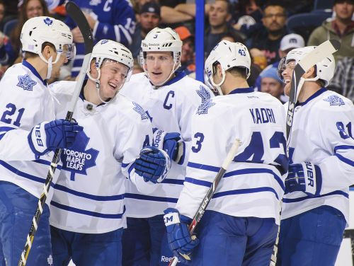 "Maple Leafs" kapteinim Fanufam divu spēļu diskvalifikācija