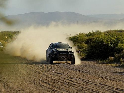 Video: Dakaras rallija 3. diena - Petransels zaudē laiku, Roma kļūst par līderi