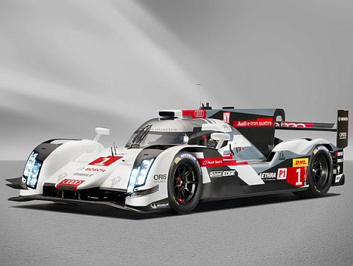 Ar braucienu Lemānas ielās "Audi" prezentē jauno LMP1 mašīnu