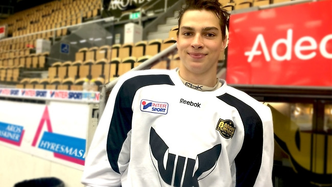 16 gadus vecais aizsargs Rubīns debitē "Allsvenskan"