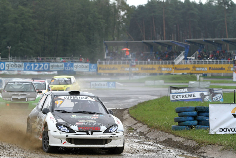 Latvijas autosportistiem panākumi starptautiskajās sacensībās