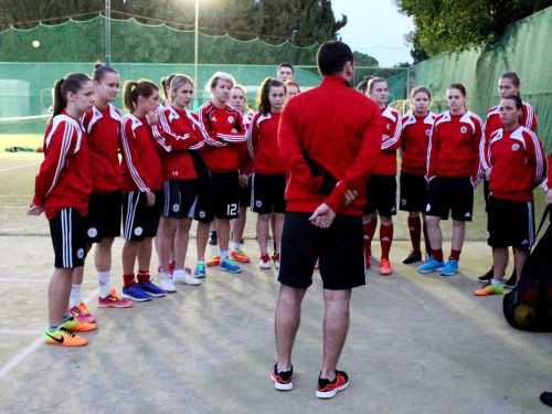 Latvijas sieviešu futbola izlasei pirmais panākums Kiprā notiekošajā "Aphrodite Cup 2015"