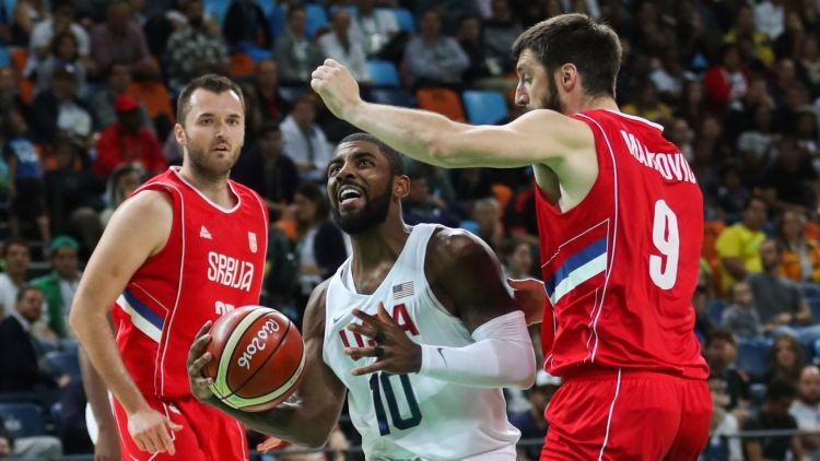 ASV tikai ar trīs punktu pārsvaru pieveic serbu basketbolistus