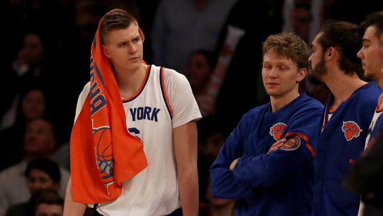 Porziņģim potītes trauma, "Knicks" atkal zaudē Klīvlendai