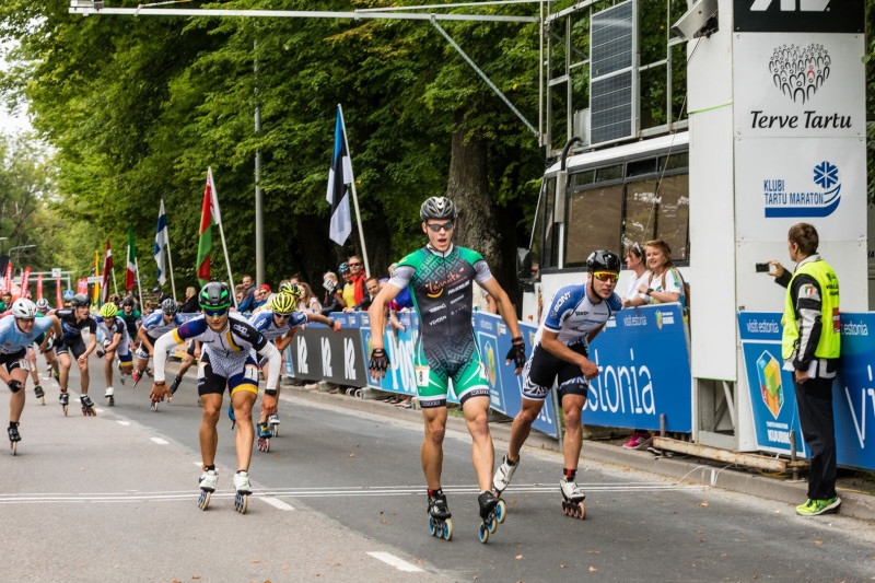 Skrituļslidotājam Znotiņam divas uzvaras maratonos Polijā un Igaunijā