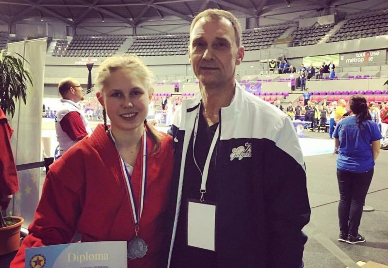 Jelgavniece Rinkeviča iegūst bronzu pasaules jauniešu čempionātā sambo