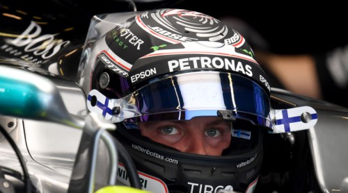 F1 sezonas pēdējā posmā no pirmās pozīcijas startēs Botass, Hamiltons otrais