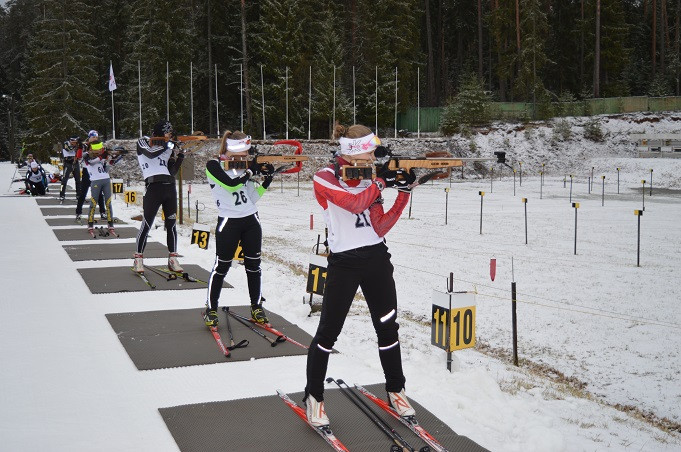 Latvijas biatlonistiem 15.vieta Eiropas junioru čempionāta jaukto pāru stafetē un 16.vieta komandu stafetē