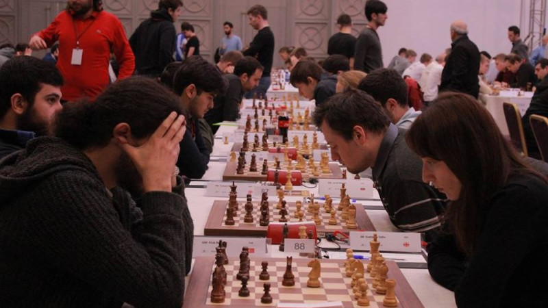 Kovaļenko un Meškovs pēc uzvarām nodrošina savstarpēju dueli Eiropas šaha čempionātā