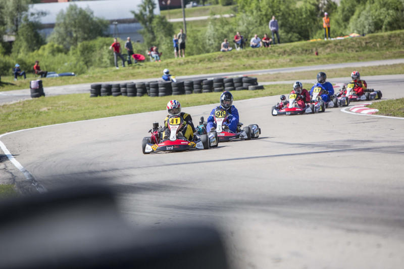 ''LMT Autosporta Akadēmijas'' atbalsts piešķirts četriem jaunajiem autosporta talantiem