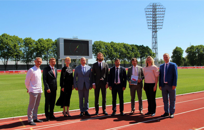 Svinīgi atklāts atjaunotais Daugavas stadions