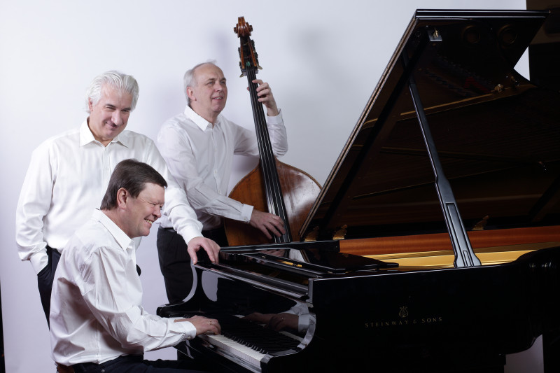 Baltic Jazz Trio muzicē Otavā