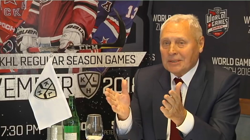 Savickis vācu valodā Šveicē popularizē KHL un "Dinamo" (+video)