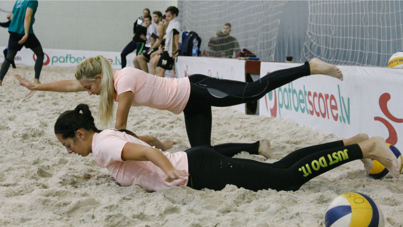 Finsters/Belerts un Kravčenoka/Aleksejeva uzvar pludmales volejbola Universiādē