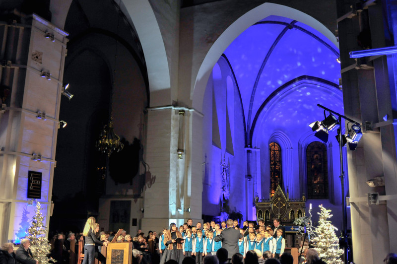 Populāri Latvijas mūziķi par “Ziemassvētku prelūdijas” tapšanu Doma baznīcā