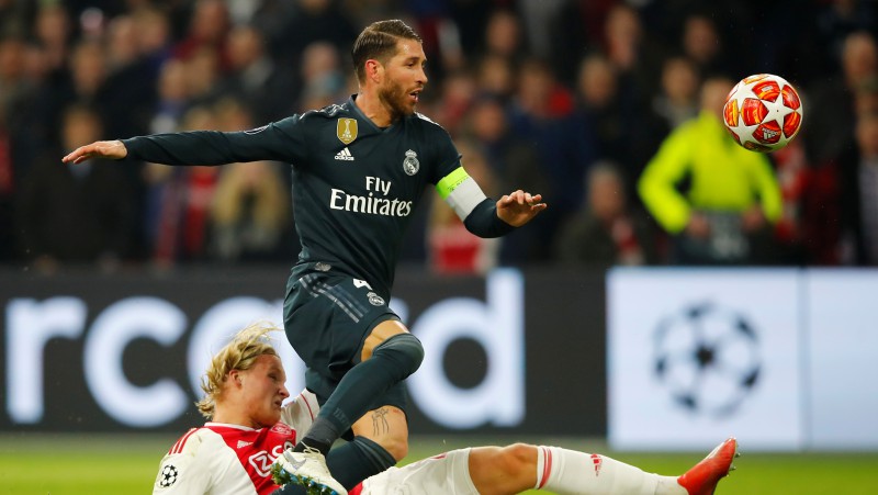 UEFA uzsāk izmeklēšanu par Ramosa nopelnīto brīdinājumu pret Amsterdamas "Ajax"