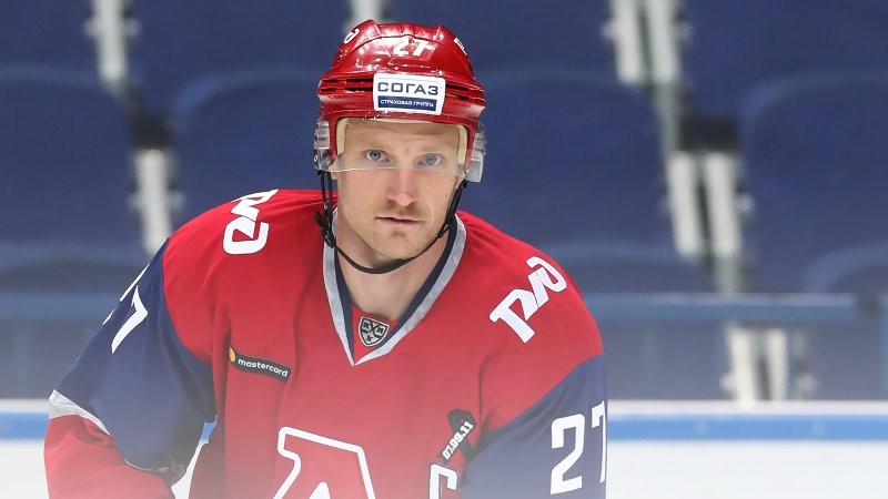 KHL februāra labākie - krievs un divi zviedri