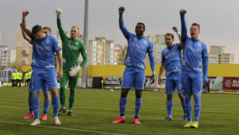 Čempione Brestas "Dynamo" izlaiž 2:0 un zaudē, bet tāpat sasniedz kausa finālu