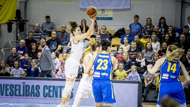 WNBA klubi atskaita divas TTT spēlētājas