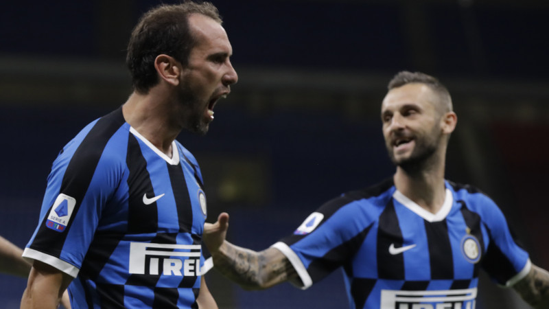 "Inter" 13 minūtēs apgriež spēli kājām gaisā, atgūstot vicelīderes pozīciju