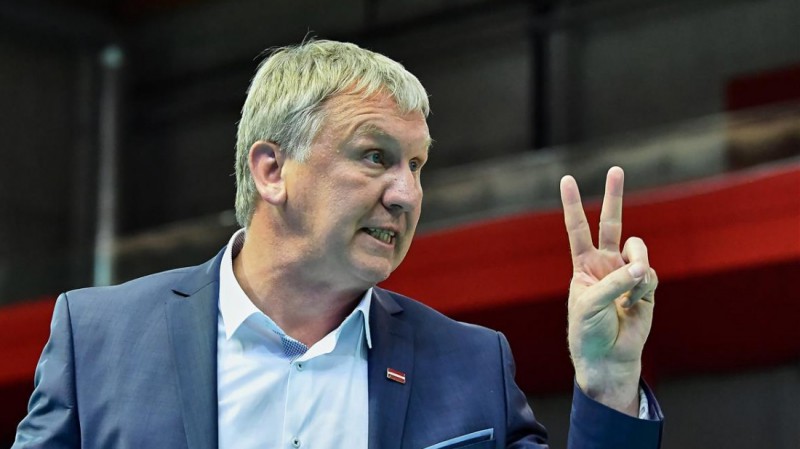 Latvijas izlases treneris: "Uztrauc, kā nodrošinās, ka moldāvi ir veseli"