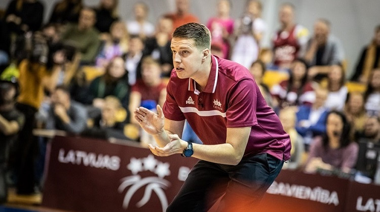 Ķeriet vilceni aiz astes: Latvijai otrā spēle pret Somiju