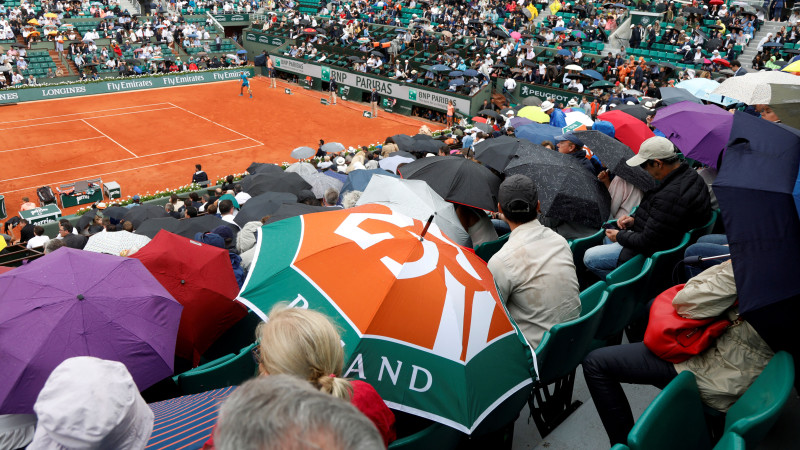 "French Open" samazina plānoto fanu skaitu, palielina agri zaudējušo spēlētāju prēmijas