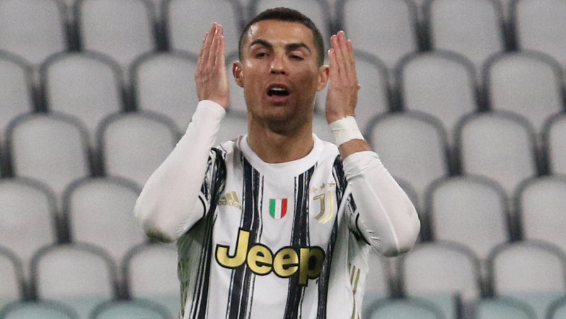 Ronaldu neiesistā pendele liedz "Juventus" uzvarēt, "Inter" pieveic "Napoli"