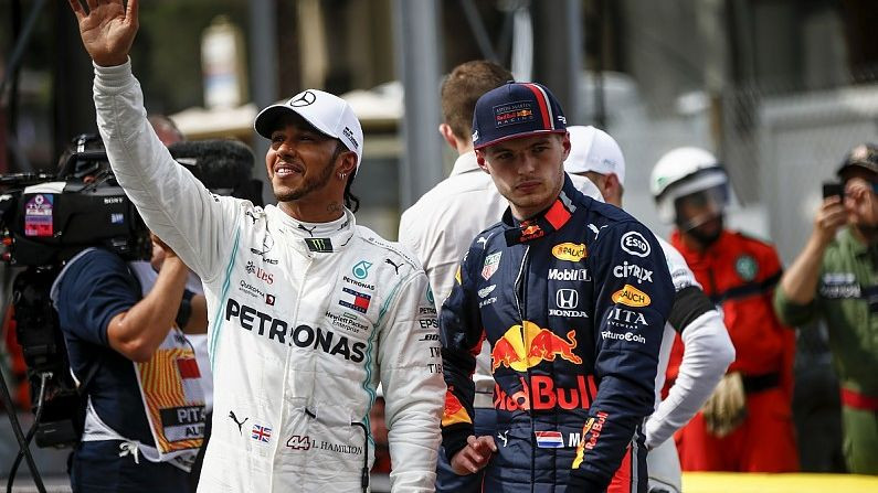 Horners: "Hamiltona vietā "Mercedes" centīsies pie sevis dabūt Verstapenu"