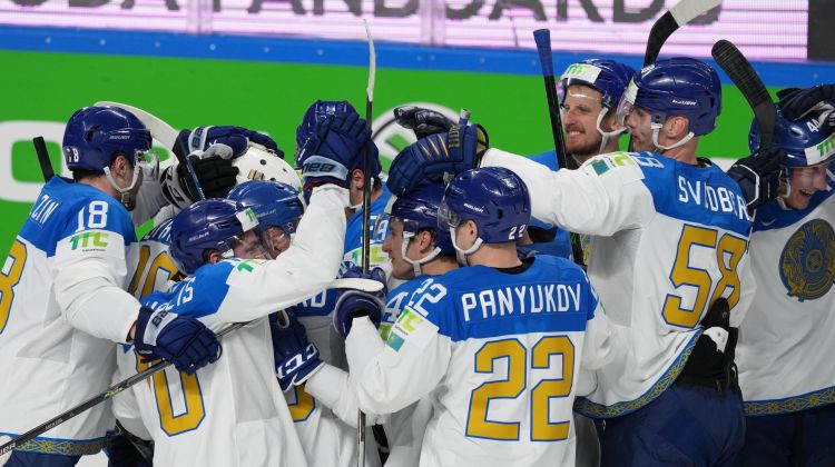 Kazahstānas treneris ģērbtuvē pēc Latvijas spēles: "Pierādījām, ka varam uzvarēt jebkuru!"