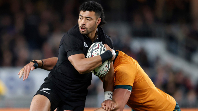 Austrālija sarīko finiša spurtu, taču piekāpjas "All Blacks"