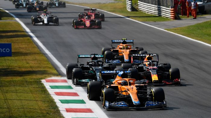 F1 boss: "Sprinta sacīkstes ir veiksmes stāsts, nākamgad tās rīkosim trešdaļā posmu"