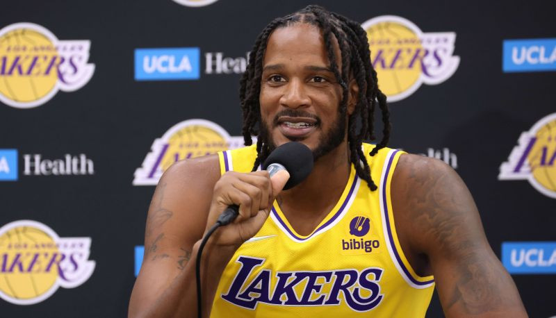 "Lakers" veterāns Ariza savainojuma dēļ nespēlēs vismaz astoņas nedēļas