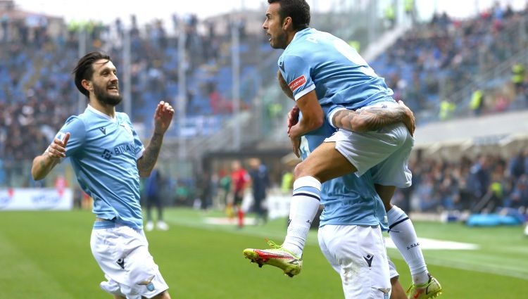 ''Atalanta'' izrauj vērtīgu punktu pret ''Lazio'', ''Juventus'' piedzīvo ceturto zaudējumu