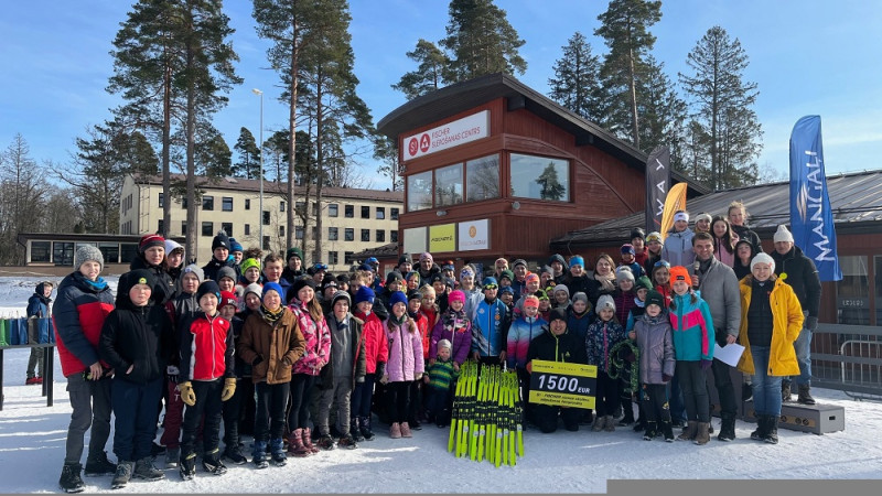 Madonieši triumfē "Fischer Ziemas skolēnu čempionātā" slēpošanā un iegūst 1500 EUR balvu