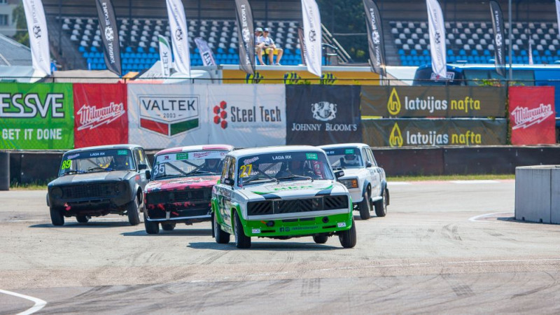 Latvijas rallijkross pārņem Amerikas "Nitro RX" formātu