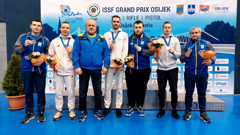 Latvijas vīriešu komanda "Grand Prix" posmā šaušanā izcīna otro vietu