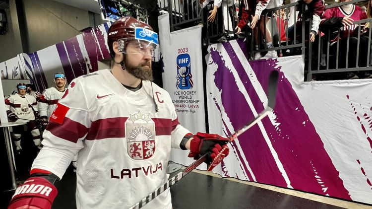 Latvijas hokejisti pirmoreiz izvirzās PČ spēka ranga līderpozīcijā