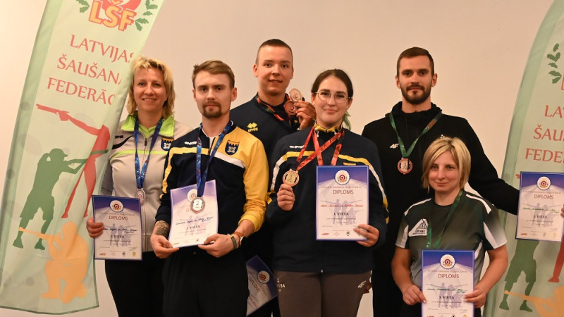 Dobeles sportisti kļūst par Latvijas čempioniem ložu šaušanā