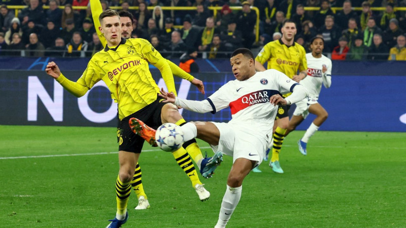 "Milan" atspēlēšanās Ņūkāslā paglābj PSG, ČL "nāves grupā" triumfē Dortmunde
