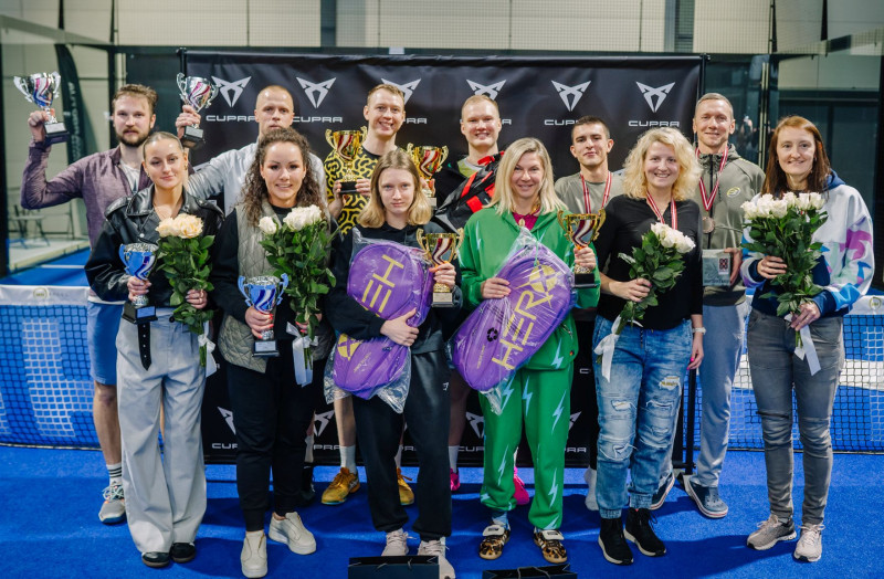 Par Latvijas čempioniem padeltenisā kļūst Gaismiņš/Kolomicevs un Čerņecka/Barinova