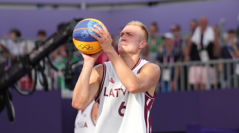 Latvijas 3x3 basketbolisti izsēj pārsvaru un EK ievadā pārsteidzoši zaudē britiem